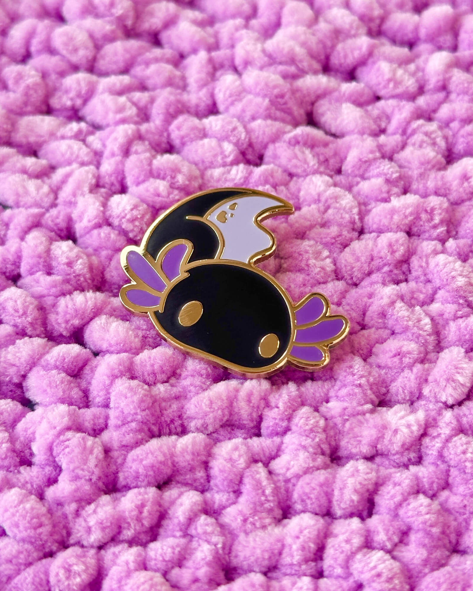 Lavender Axolotl Enamel Pin by Evy Benita - Critumi Series - All Rights Reserved (6) - Evy Benita