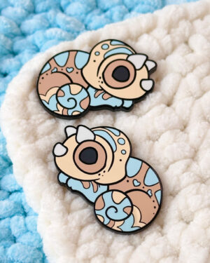 Sandy Kikuyu Chameleon Enamel Pin Badge