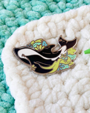Seaweed Hourglass Dolphin Enamel Pin Badge